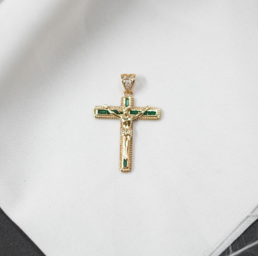 Miniatura 1 de DIJE CRUZ JESUS DORADO PIEDRAS VERDES